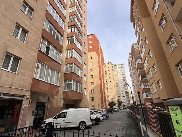 Ataşehir İçerenköyde Fırsat 2+1 Daire - Görsel 13