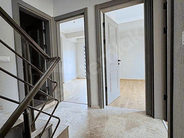 CANYURT GAYRİMENKULDEN YENİ FOÇADA DENİZ MANZARALI VİLLA - Görsel 17