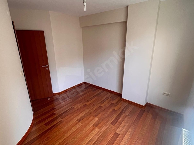 TURUNCU EMLAKTAN ARMAĞANEVLERDE KİRALIK 2+1 YENİ BİNADA DAİRE - Görsel 17