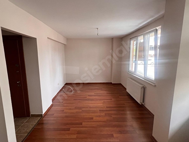 TURUNCU EMLAKTAN ARMAĞANEVLERDE KİRALIK 2+1 YENİ BİNADA DAİRE - Görsel 2