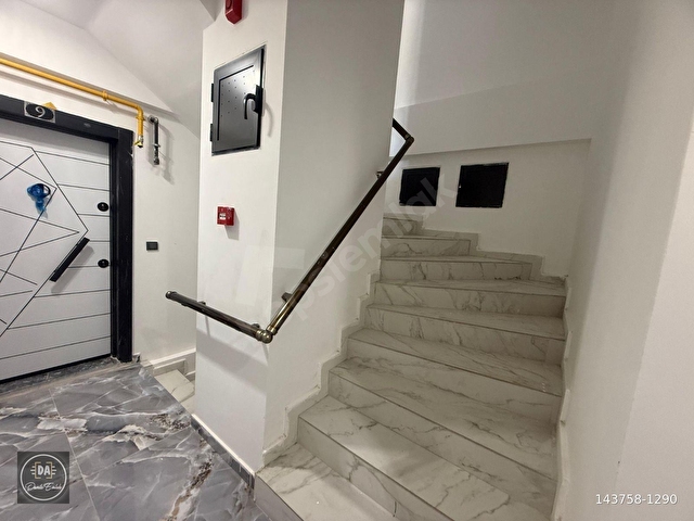 KÖRFEZ MAHALLESİ TRAMVAYA YAKIN SATILIK 1+1 DAİRE - Görsel 3