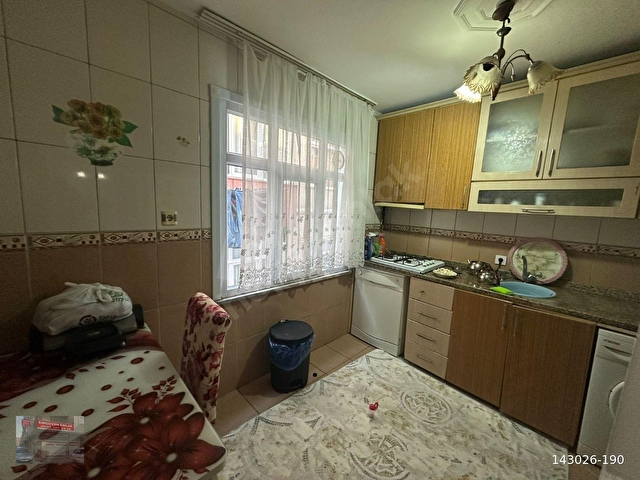 İSTANBUL GÜNGÖREN DE SATILIK 3+1 DAİRE - Görsel 17