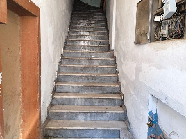 Karabağlar Mobilyacılar Sanayinde 600m2 Yük Asansörlü Kiralık Bina - Görsel 12