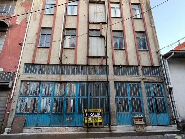 Karabağlar Mobilyacılar Sanayinde 600m2 Yük Asansörlü Kiralık Bina - Görsel 11