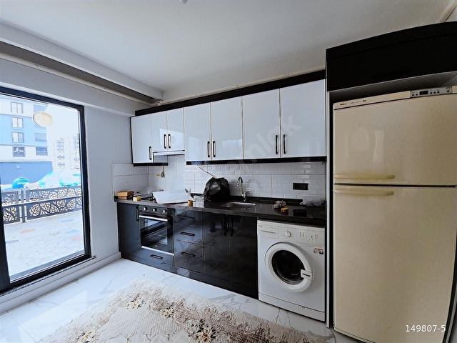 Masrafsız 1+1 Esyalı Daire Kullanima Hazir Cumhuriyet Mahallesi - Görsel 11