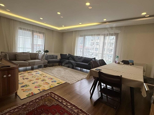 MUTLUSAN DAN ZİVERBEYDE 3+1 LÜKS SATILIK DAİRE - Görsel 8