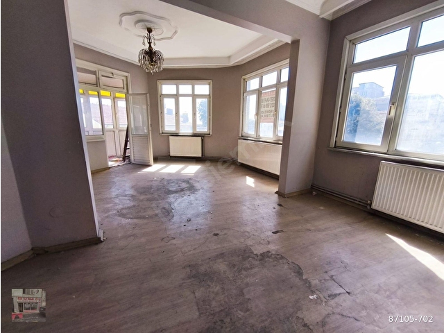 KUMKAPIDA SATILIK DENİZ MANZARALI DAİRE 2+1 - Görsel 5