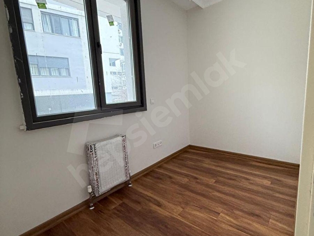 KALAMIŞ SAHİLDE SIFIR BİNADA 65M²NET ARMADADAN 2+1 DAİRE - Görsel 5