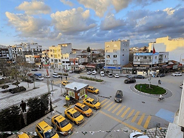 MENDERES BELEDİYE MEYDANINA BAKAN TAM MERKEZDE HARİKA OFİS - Görsel 7