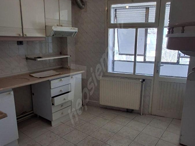 AYVALIKTA KİRALIK 3+1 DAİRE - Görsel 5