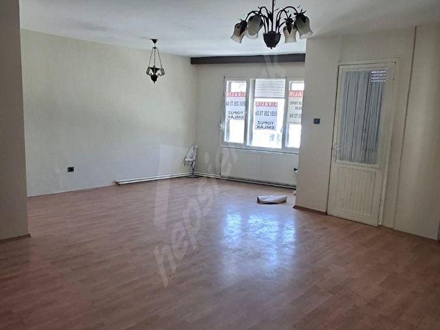 AYVALIKTA KİRALIK 3+1 DAİRE - Görsel 12