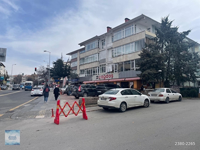 HOŞDERE CADDESİ ÜZERİ ÇAĞDAŞ MARKETİN OLDUĞU BİNA   3+1  2. KAT BATI CEPHE  110M2   AÇIK OTOPARKLI