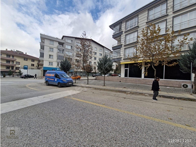 BADEMLİDERE MAHALLESİ 257. CADDE ÜZERİ 26m2 KİRALIK KUPON DÜKKAN-MAĞAZA ........ - Görsel 12