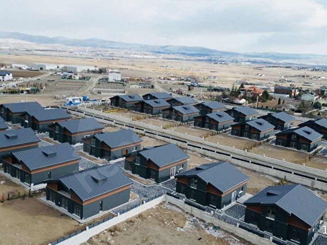 KARŞIYAKADA LÜX SİTE İÇİ 5+1 KİRALIK VİLLA 300M2 SIFIR ROXİ GYD - Görsel 2