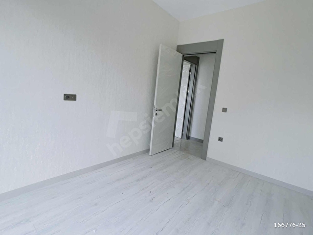 KARŞIYAKADA LÜX SİTE İÇİ 5+1 KİRALIK VİLLA 300M2 SIFIR ROXİ GYD - Görsel 24