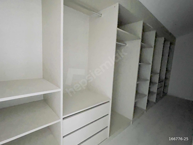 KARŞIYAKADA LÜX SİTE İÇİ 5+1 KİRALIK VİLLA 300M2 SIFIR ROXİ GYD - Görsel 8