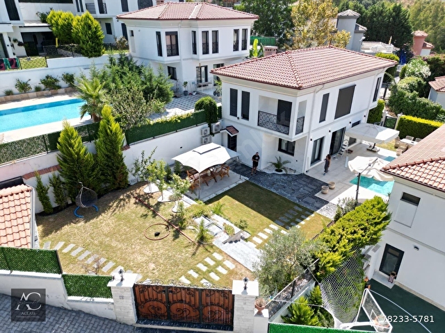 DOĞA İLE İÇ İÇE-ÖZEL HAVUZ-OTOPARK-550 M2-BAHÇE-YERDEN ISITMA/ISI POMPASI-LÜX-EŞYALI-AKILLI-MÜSTAKİL