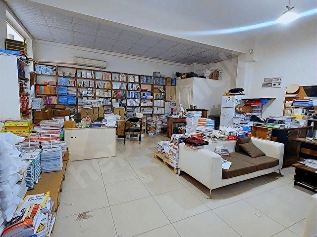 ŞEMİKLER MEYDANDA MERKEZİ KONUMLU SATILIK GENİŞ DÜKKAN - Görsel 9