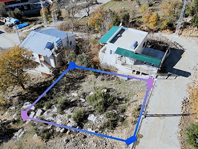 THORDAN SOĞUCAKTA SATILIK 328M2 ARSA - Görsel 6