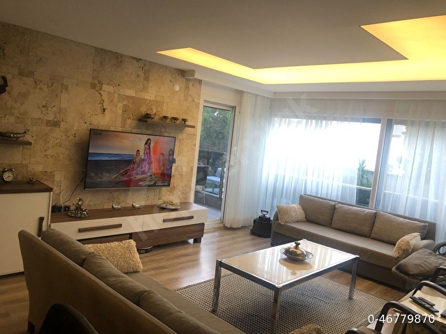Müstakil bahçeli büyük balkonlu ve büyük havuzlu lüks nezih sitede satılık daire - Görsel 5