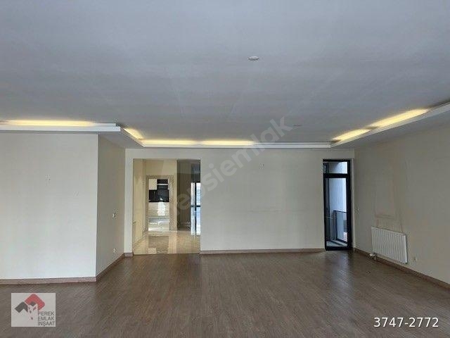 BAĞDAT CADDESİNE CEPHELİ SUADİYE ÇATALÇEŞMEDE YENİ 5+1 - Görsel 6