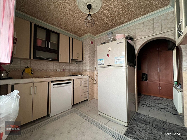 KOZA EMLAKTAN MAREŞAL ÇAKMAK MAHALESİNDE CADDE ÜZERİNDE UYGUN FİYATLI 3+1 KATTA SATILIK DAİREEE