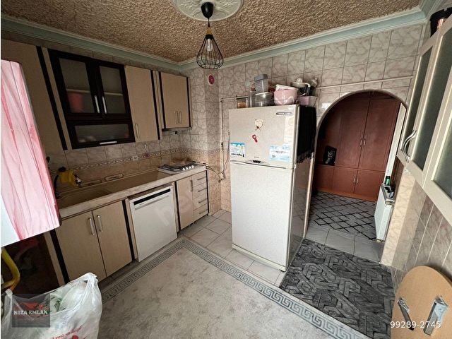 KOZA EMLAKTAN MAREŞAL ÇAKMAK MAHALESİNDE CADDE ÜZERİNDE UYGUN FİYATLI 3+1 KATTA SATILIK DAİREEE - Görsel 2