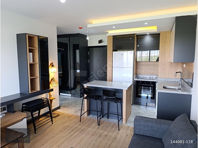 VERA STARDA METROYA YAKIN ORMAN MANZARALI EŞYALI 1+1 DAİRE - Görsel 12
