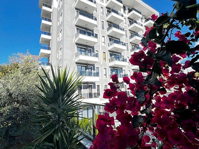 ALANYA AVSALLARDA SATILIK 1+1 LÜKS DAİRE