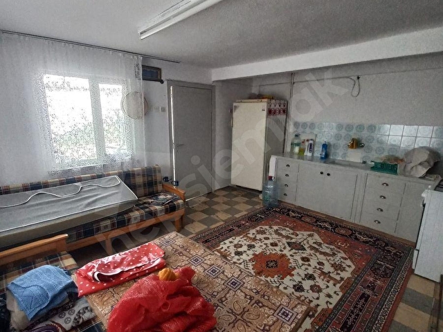 C.21LOCADAN SUSURLUK BABAKÖYDE MÜKEMMEL BAHÇELİ KÖY EVİ - Görsel 2