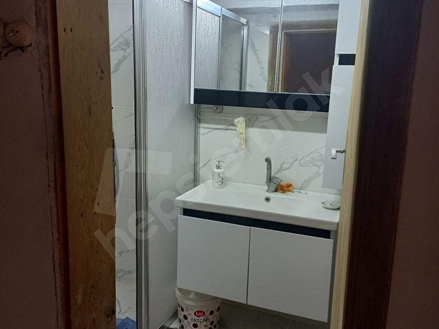 C.21LOCADAN SUSURLUK BABAKÖYDE MÜKEMMEL BAHÇELİ KÖY EVİ - Görsel 9