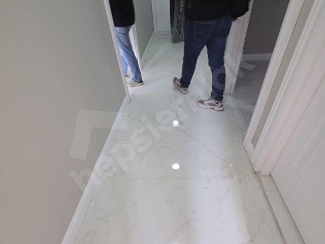 YENİ BİNA DIKİLİTAŞTA SATILIK LÜKS ARAKAT 2+1 DAİRE - Görsel 12