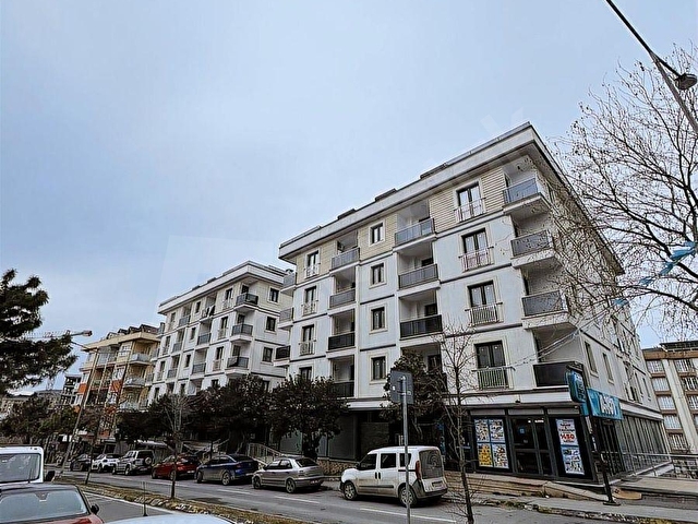 BEYLİKDÜZÜ GÜRPINAR MERKEZİ CADDE ÜSTÜNDE 445m2 KİRALIK DÜKKAN - Görsel 9