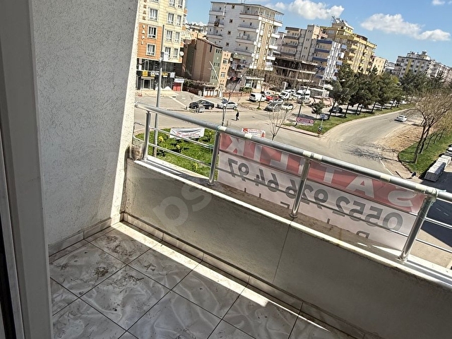 BATMAN ŞAFAK MAHALLESİNDE 3+1 SATILIK DAİRE - Görsel 23