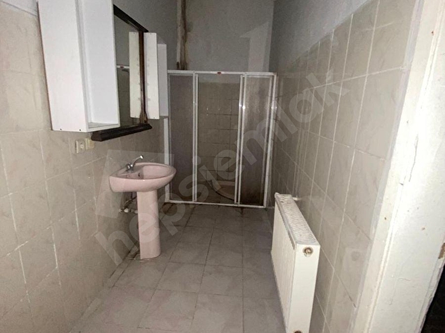 Cumhuriyette Cadde Ulaşım Yakın, Kiralık 2+1 Daire - Görsel 28