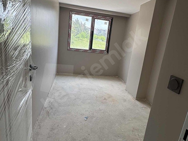 ÇEKMEKÖY MERKEZ MAHALLESİ YENİ PROJE SİTE İÇİ 3+1 LÜKS DAİRE - Görsel 17