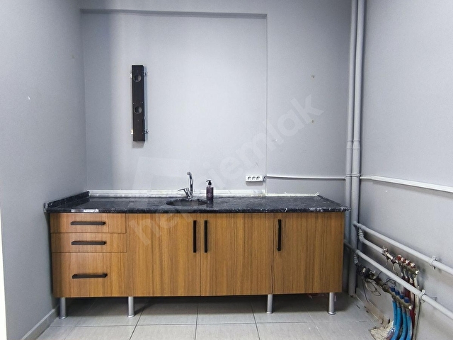 F.E.Gden İzmir Ayrancılar İnönü 2. TOKİde Kepenkli Mutfaklı Tuvaletli 55 m2 Kiralık Dükkan - Görsel 18