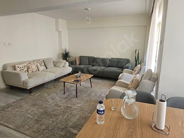 CEVATPAŞADA ESKİ KORDONA YAKIN 145 m² FERAH 3+1 SATILIK DAİRE