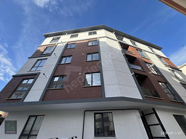 PORTO EMLAK - ÇERKEZKÖYDE 1+1 FULL EŞYALI KİRALIK DAİRE!
