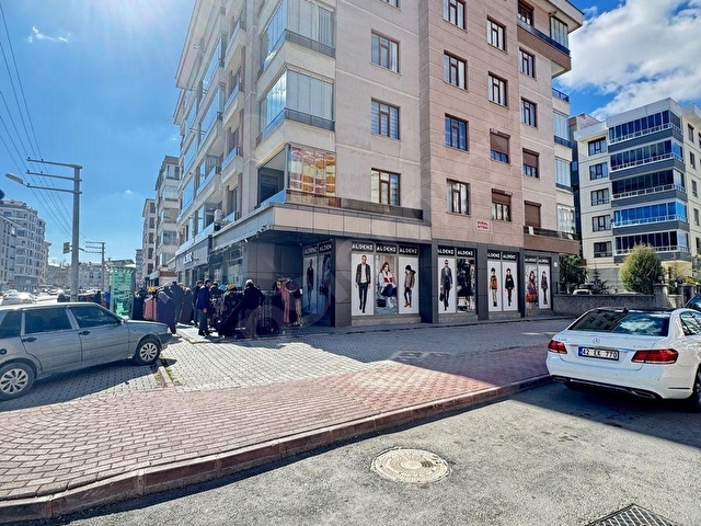 Karakayış Cad.de Satılık 640 m² Genişlikte 3 Bölümlü Dükkan - Görsel 15