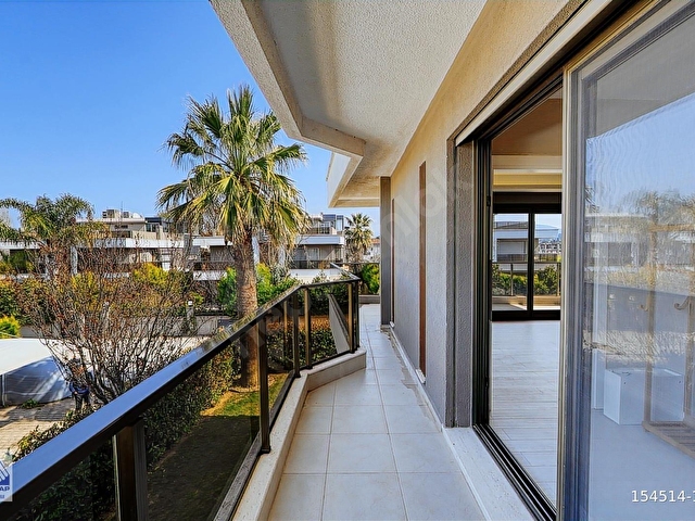 Urla atatürk mah.Giriş katında yatak odalı müstakil villa - Görsel 30