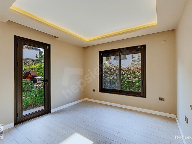 Urla atatürk mah.Giriş katında yatak odalı müstakil villa - Görsel 17