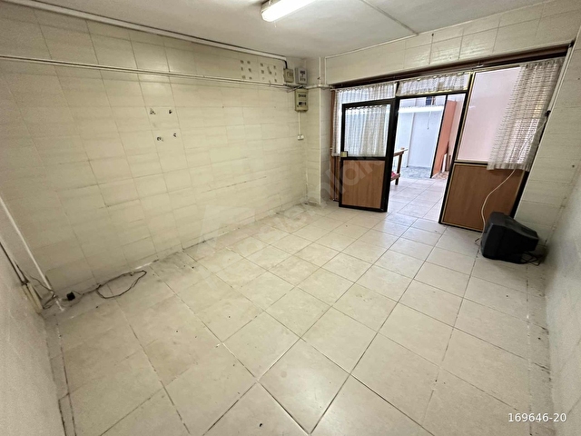 ANA CADDEYE YAKIN KİRALIK 120M2 KOTTAN GİRİŞ KAT DÜKKAN - Görsel 6