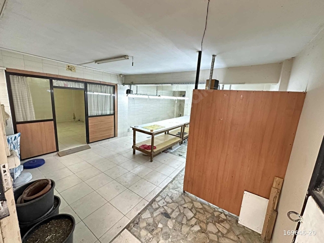 ANA CADDEYE YAKIN KİRALIK 120M2 KOTTAN GİRİŞ KAT DÜKKAN - Görsel 2