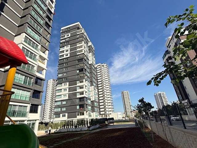 Gürselpaşada Havuzlu Güvenlikli site içerisinde 3+1 Satılık Daire - Görsel 3