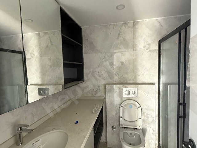 Gürselpaşada Havuzlu Güvenlikli site içerisinde 3+1 Satılık Daire - Görsel 19