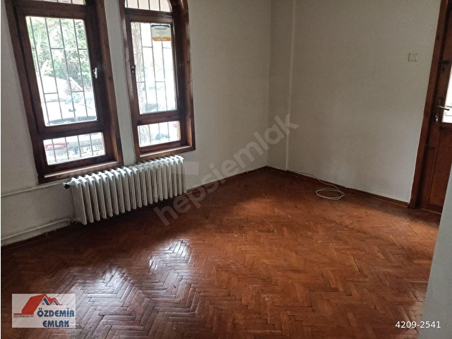EMEK ÖZDEMİR EMLAKTAN BAKIMLI ÖN CEPHE BALKONLU 3+1 YÜKSEK GİRİŞ - Görsel 14