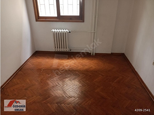 EMEK ÖZDEMİR EMLAKTAN BAKIMLI ÖN CEPHE BALKONLU 3+1 YÜKSEK GİRİŞ - Görsel 20