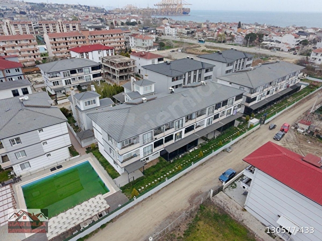 YILMAZ PARK EVLERİNDE HAVUZLU SİTE İÇERİSİNDE SATILIK 1+1 DAİRE - Görsel 4