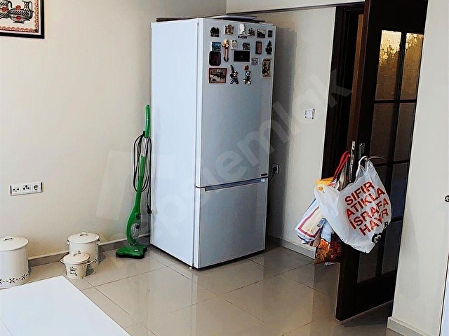 Karşıyaka Yalı Mahallesi Geniş Dubleks 3+1 Kiralık Daire - Görsel 7